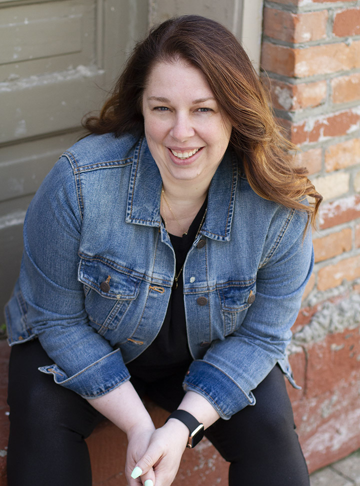 jen Jennifer Ambrose Headshot